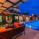 Villa Koerdere 3 Bedroom Seaview With Private Pool Hot Tub