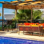 Villa Koerdere 3 Bedroom Seaview With Private Pool Hot Tub
