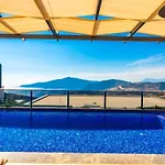 Koerdere 3 Bedroom Seaview With Private Pool Hot Tub