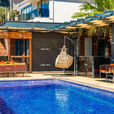 Koerdere 3 Bedroom Seaview With Private Pool Hot Tub Villa *