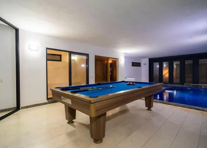 Koerdere 3 Bedroom Seaview With Private Pool Hot Tub *