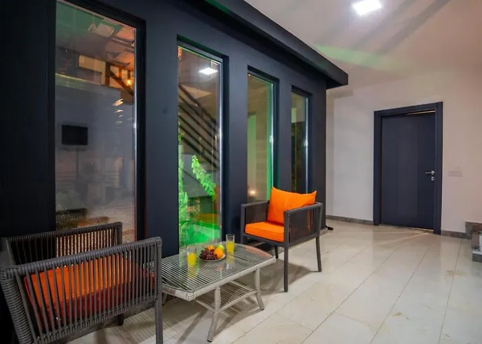 Villa Koerdere 3 Bedroom Seaview With Private Pool Hot Tub