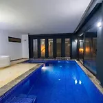 فيلة Koerdere 3 Bedroom Seaview With Private Pool Hot Tub *