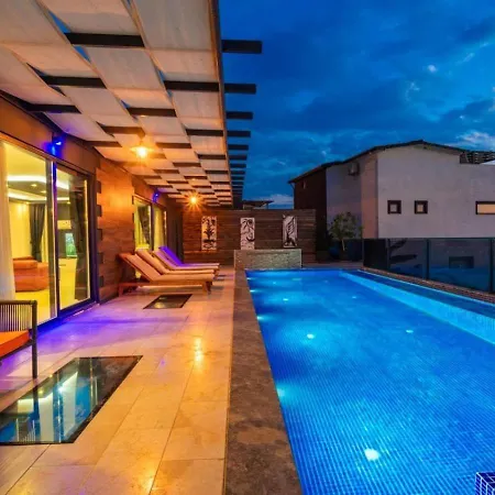 别墅 Luxury 3 Bedroom 1812 卡尔坎
