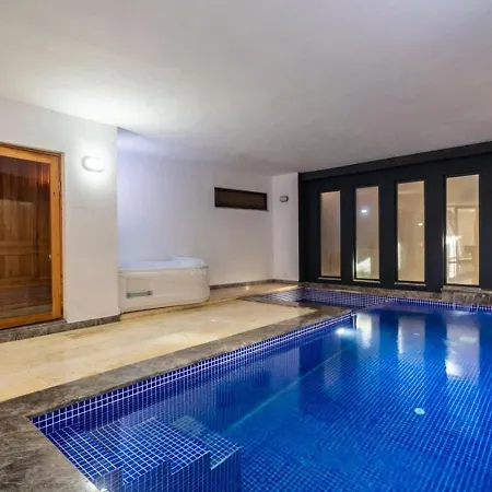 Villa Koerdere 3 Bedroom Seaview With Private Pool Hot Tub