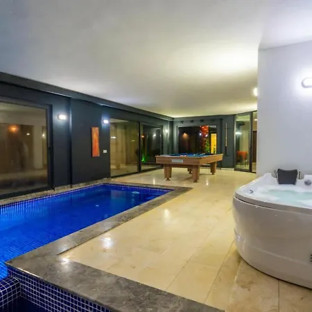 别墅 Luxury 3 Bedroom 1812 卡尔坎