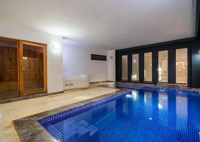 别墅 Koerdere 3 Bedroom Seaview With Private Pool Hot Tub